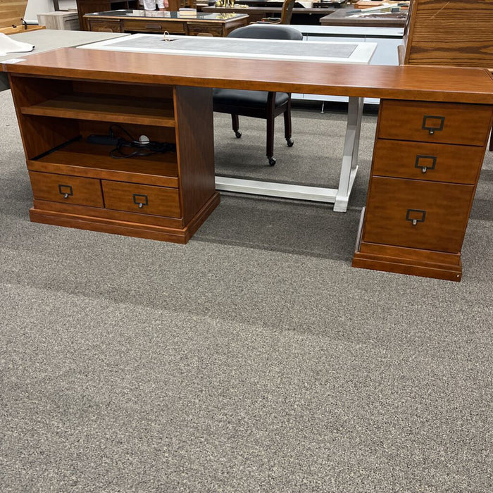 3pc. Desk