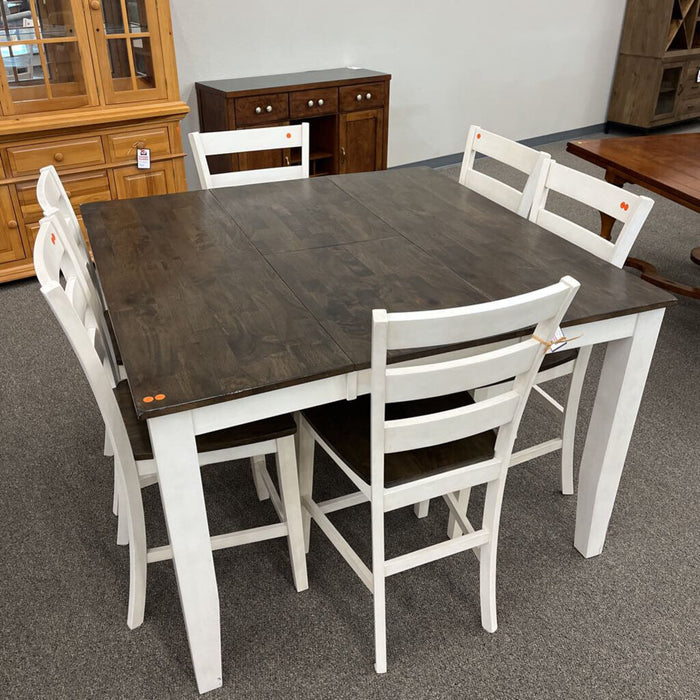 2 Tone Butterfly Table W/ 6 Chairs