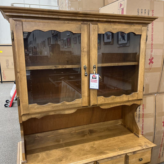 Pine Hutch