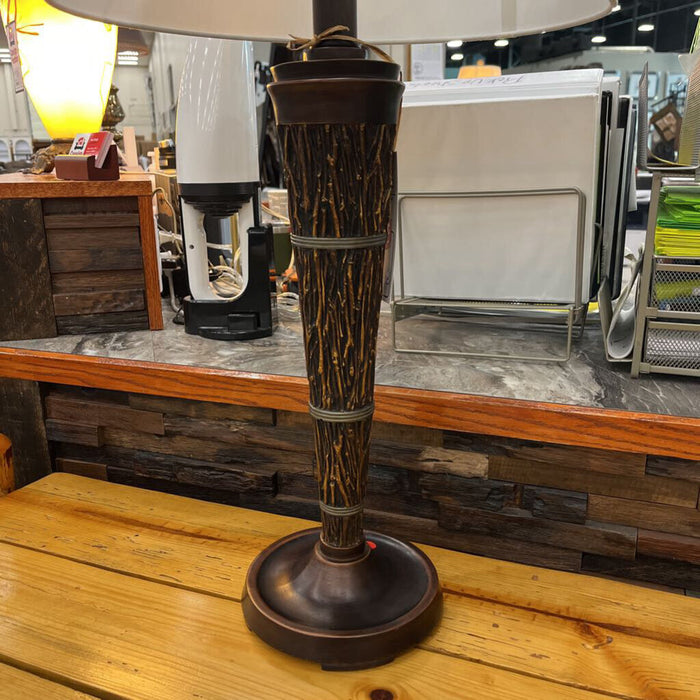 Quoizel Branch Lamp