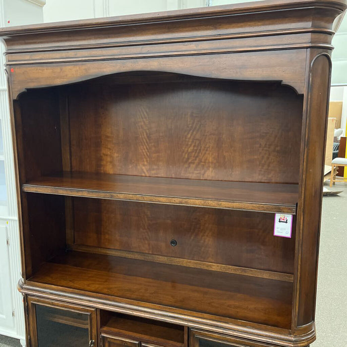 2pc. Entertainment Center