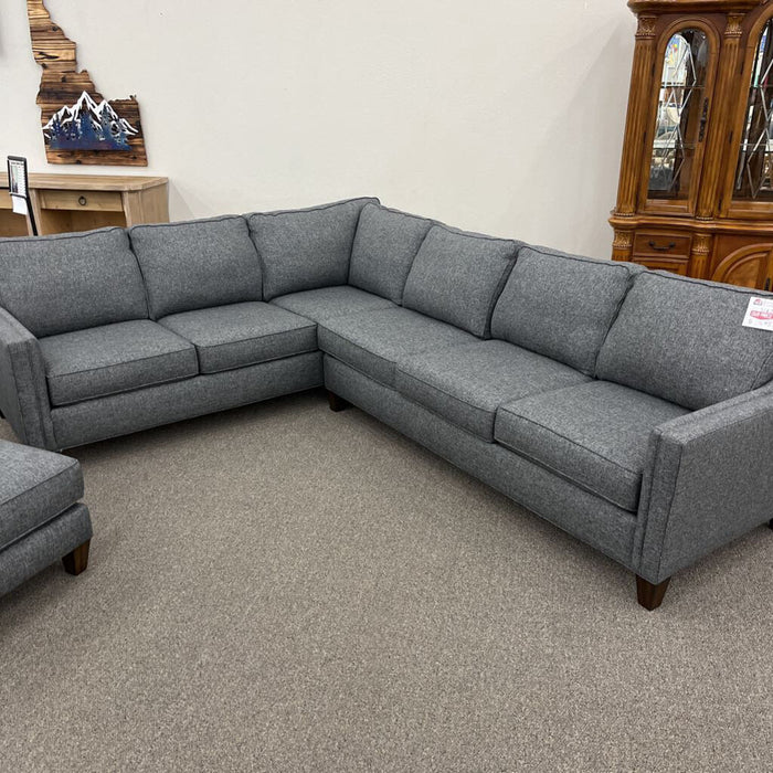 "Finley" Ash Gray Sectional