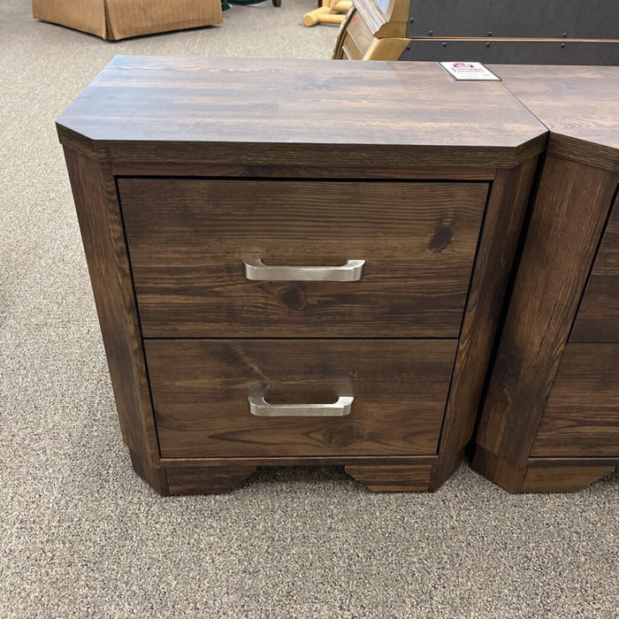 H 1509-4 Nightstand
