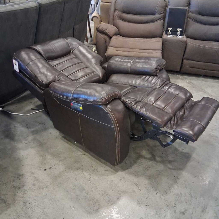 "Malibu 3" Brown PwhL Recliner