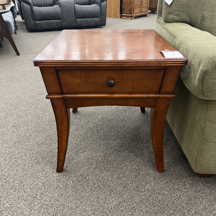 Cherry End Table w/ Drawer