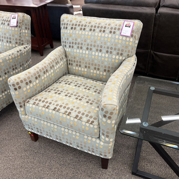 Green Dot Pattern Chair