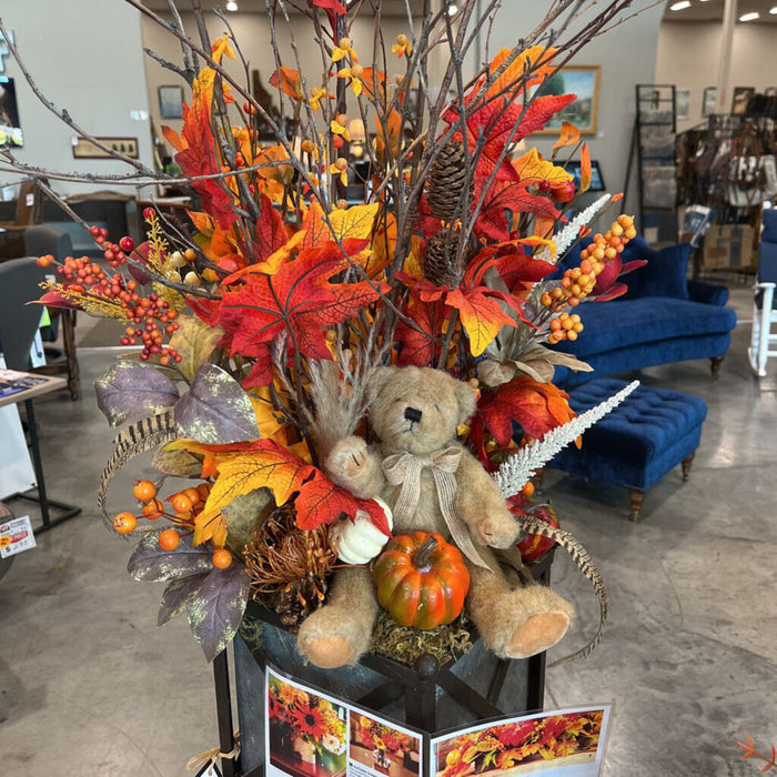30" Fall Floral w/ Bear