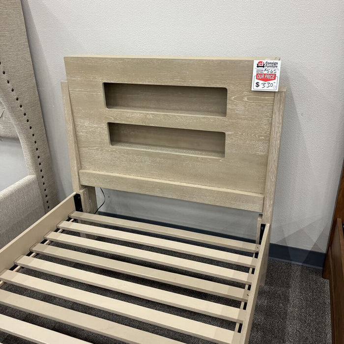 "District" Twin Bed w/ LEDs