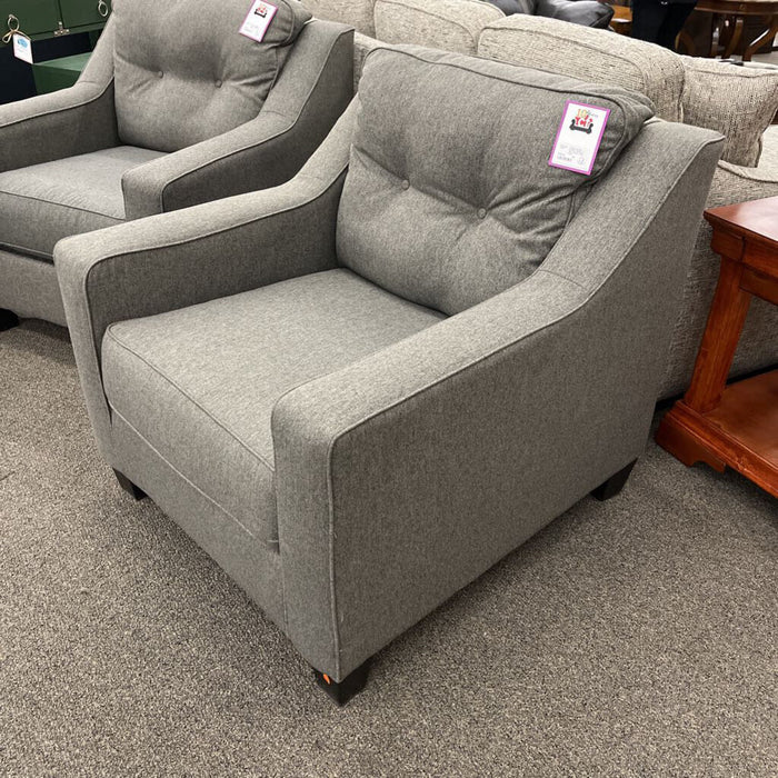 "Brindon" Gray Fabric Club Chair