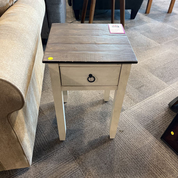 2-tone Farm Style End Table