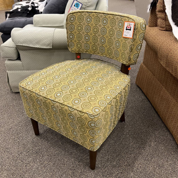 Green Circle Pattern Chair