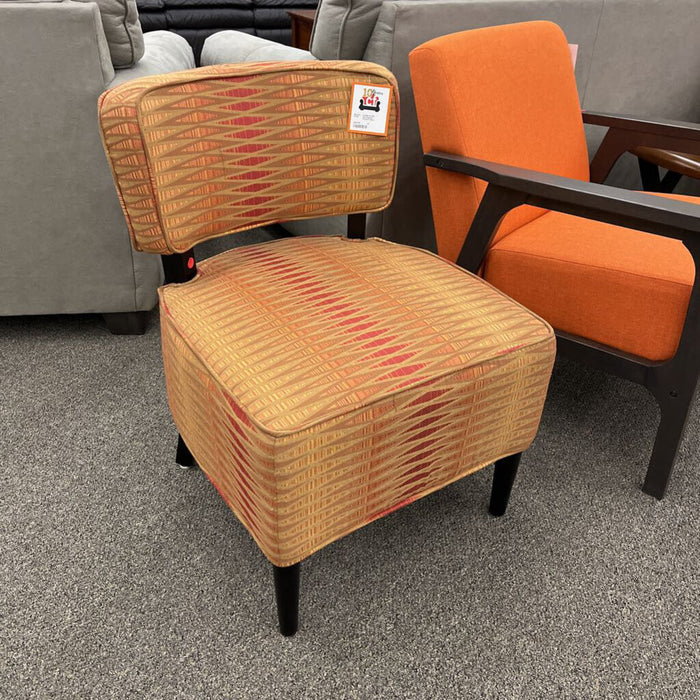 Red ZigZag Pattern Chair