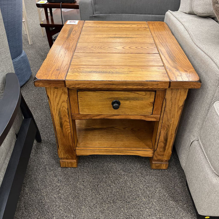 Rustic Wood End Table w/ Drawer