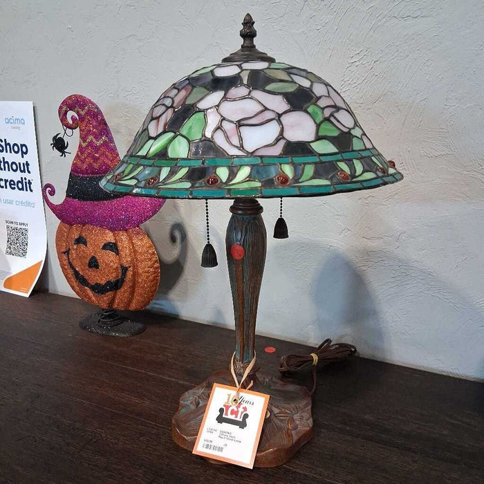 Tiffany Style Floral Shade Lamp
