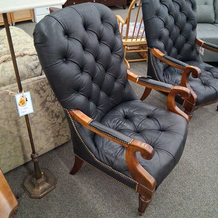 Vintage Tufted Black Leather Chair