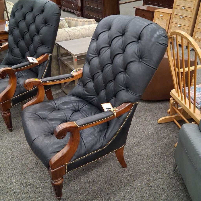 Vintage Tufted Black Leather Chair