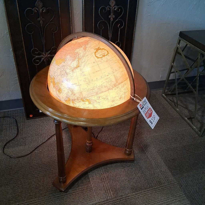 16" Heirloom Globe