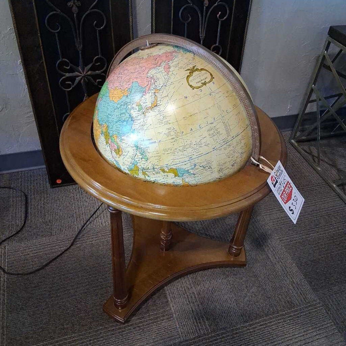 16" Heirloom Globe