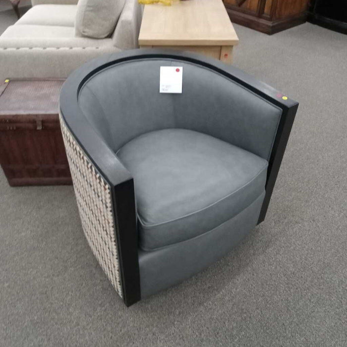 Striped Pattern Swivel Chair