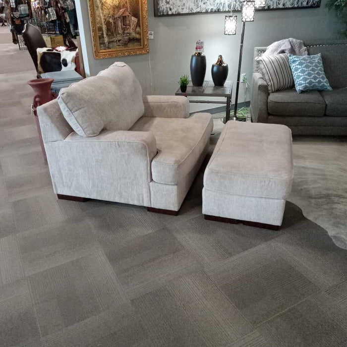 "Alesandra" Oversize Chair w/ Otto