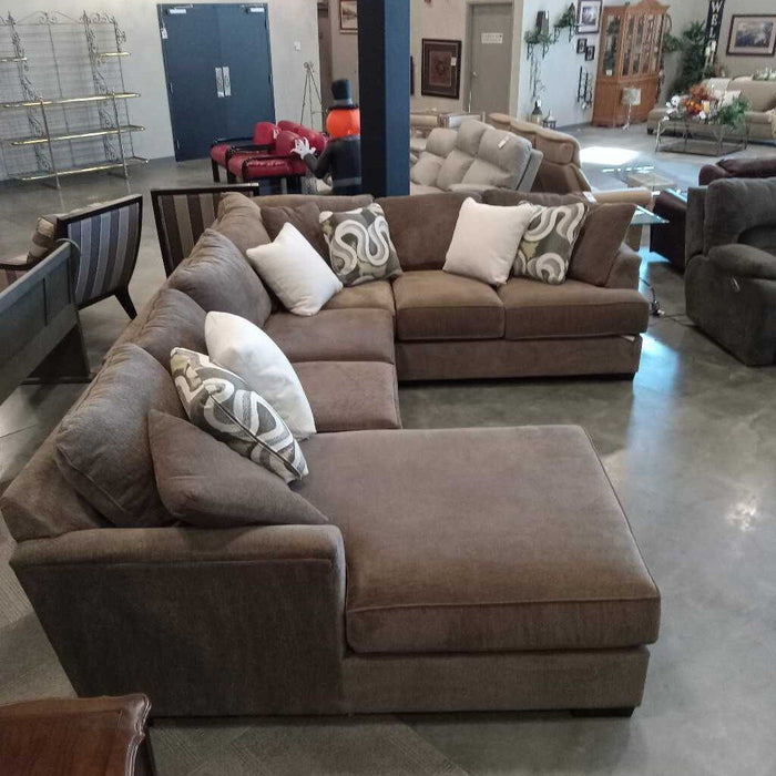 Brown Fabric 3pc. Sectional
