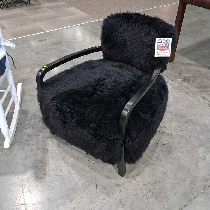 Black Sheepskin Chair