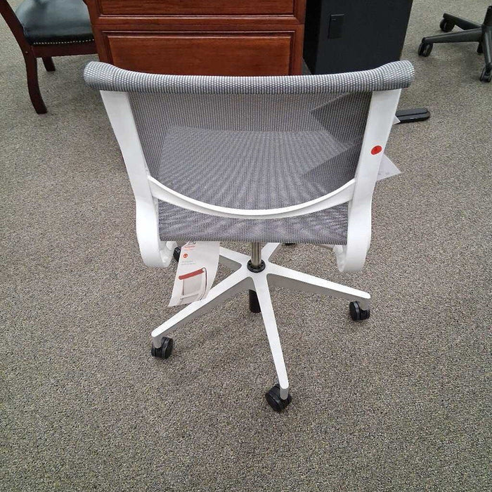 "Setu" Computer Chair
