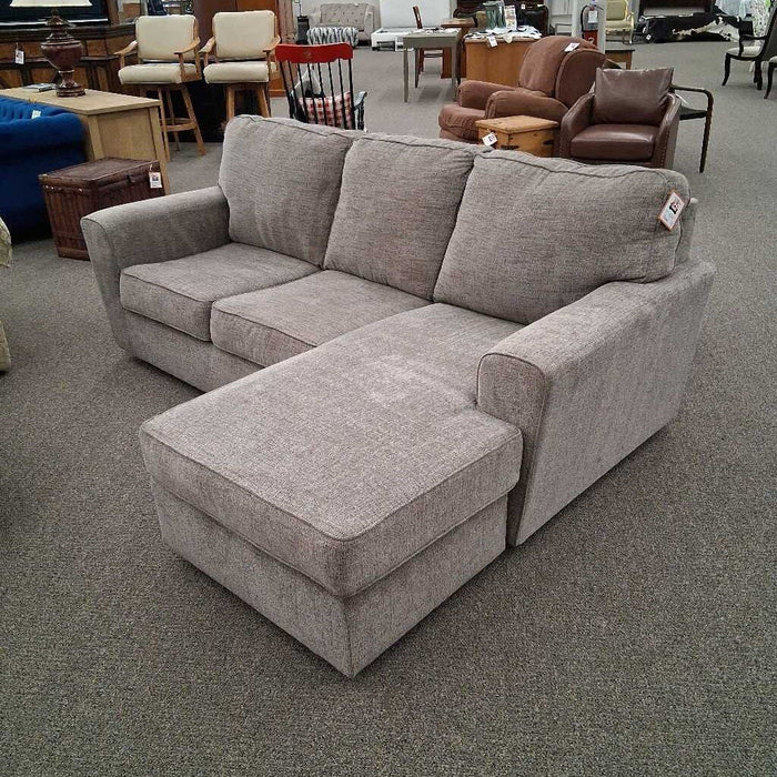 "Cascilla" Grey Chofa