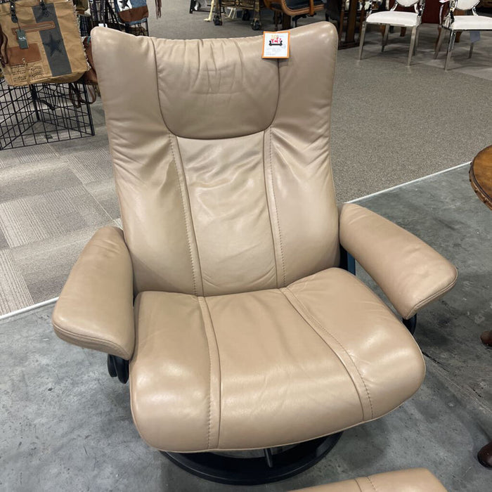 Brown Stressless Chair w/ Ottoman