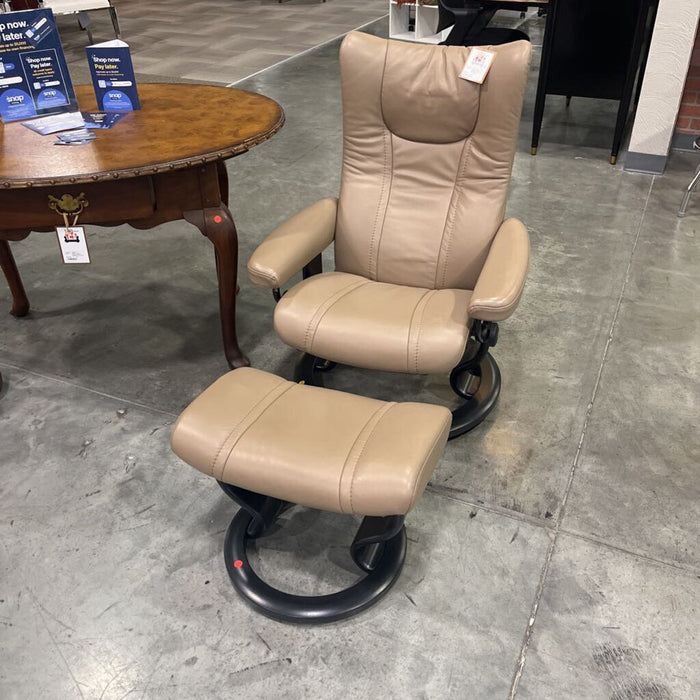 Brown Stressless Chair w/ Ottoman