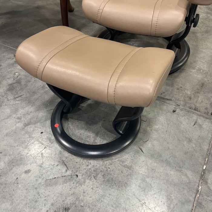 Brown Stressless Chair w/ Ottoman