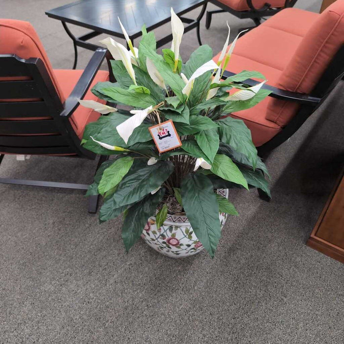 Floral Vase w/ Stand