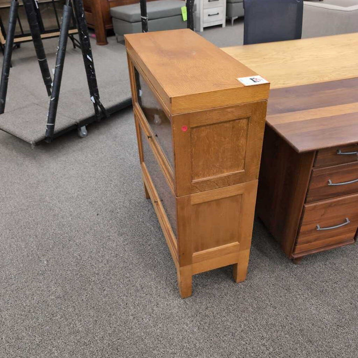 Low Oak Lawyers Library