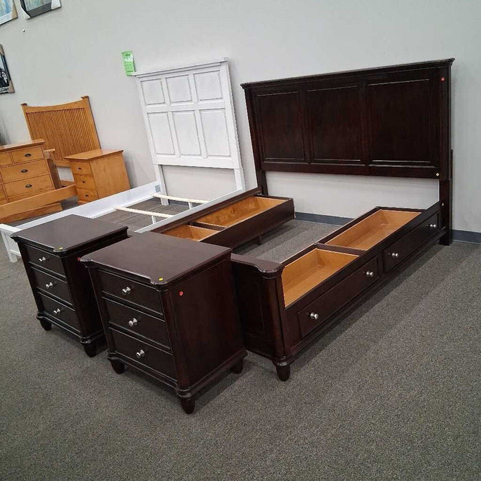 7pc. E.King Captains Bedroom Set