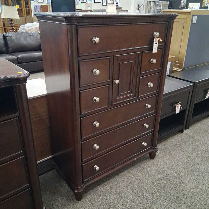 7pc. E.King Captains Bedroom Set