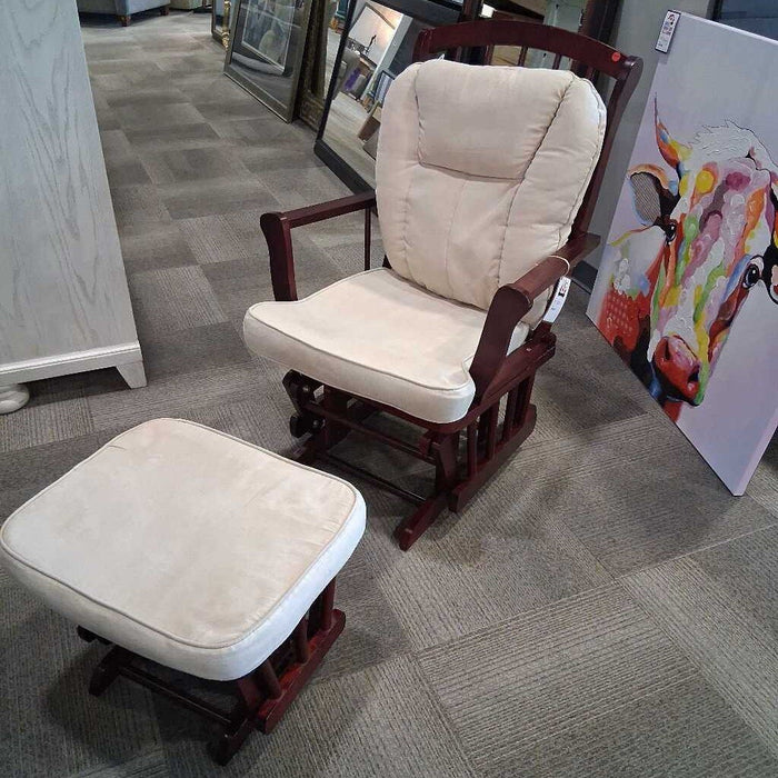 Nursing Rocker w/ Ottoman