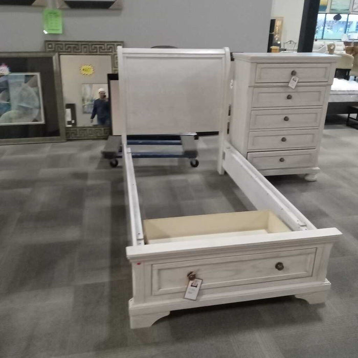 "Robinsdale" Twin Captains Bed