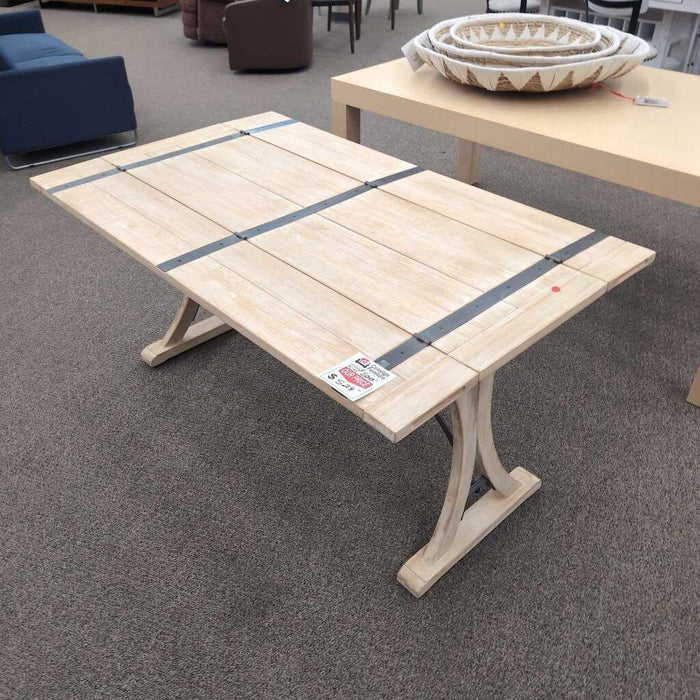 "Keaton" Folding Table