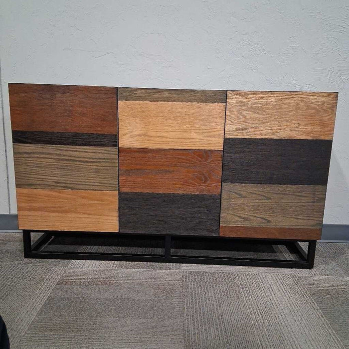 Multi-color 3 Door Buffet