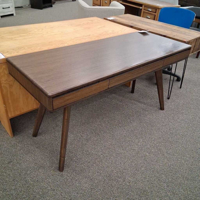 "Currant" Bamboo 3 Dwr Desk