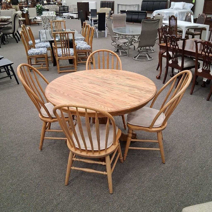 Oak Table w/ 4 Chairs