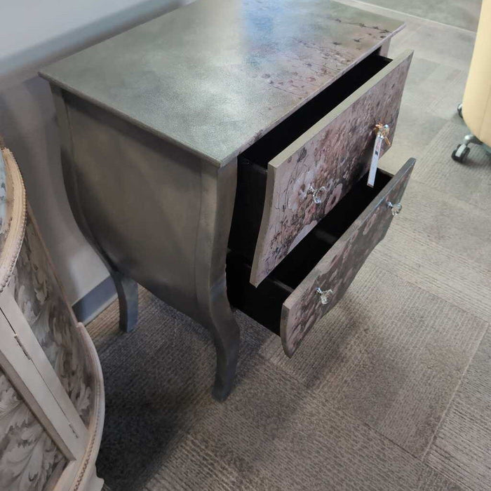 Gray/Green Bombay Chest