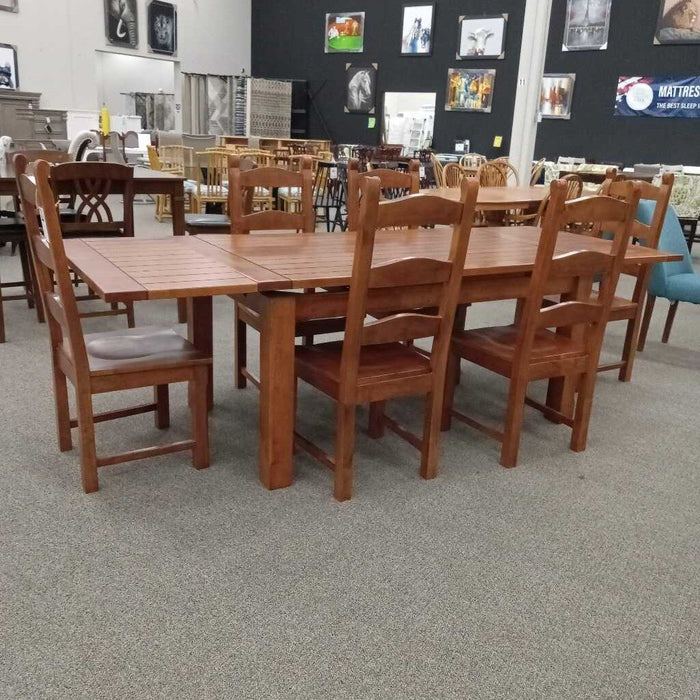 Rustic Ext. Table w/ 6 Chairs