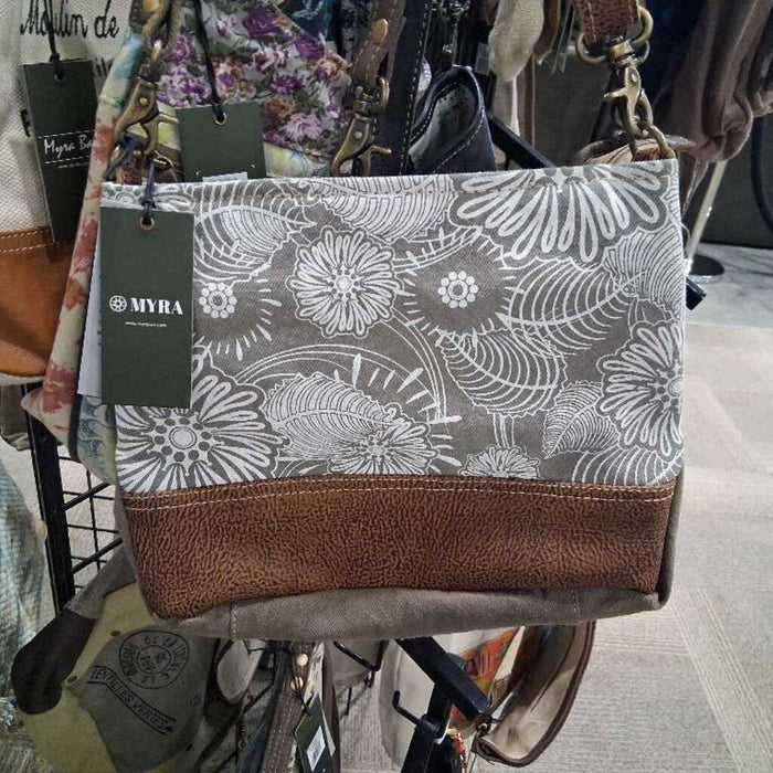 S-1469 Saplings Shoulder Bag