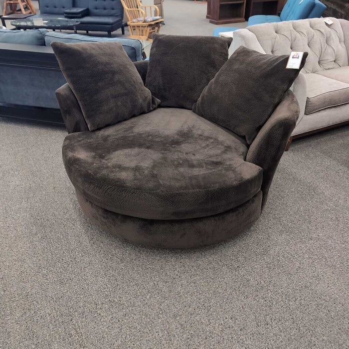 Brown Fabric Cuddler Chair