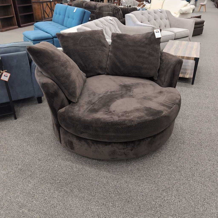 Brown Fabric Cuddler Chair