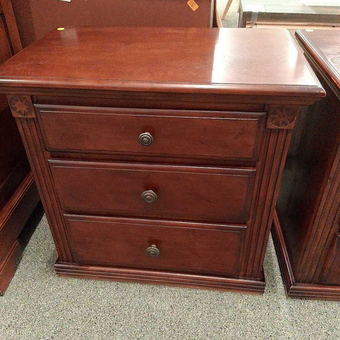 Cherry 3pc. Bedroom Set