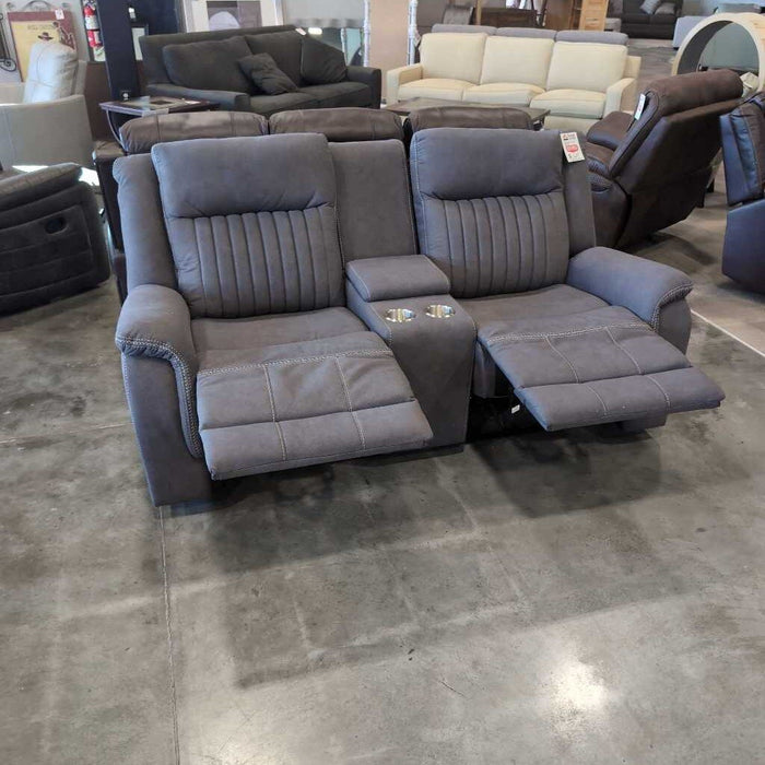 HOB 9646gy-3 Gray Rec. Sofa