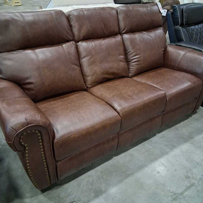 HOB 9488br-3pw Brown Rec. Sofa
