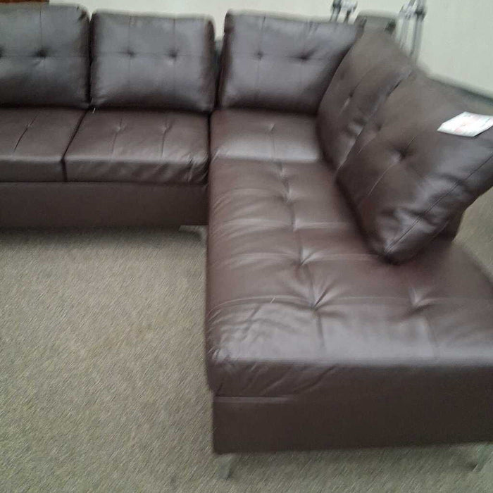 HOB 8378brw Brown 2pc. Chofa